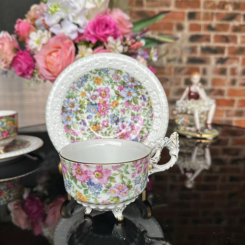 Coffee cups, plates, European  – Coffee Tea English recenzja i cena